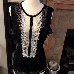Nanette Lenore dressy lace blouse